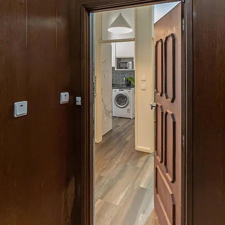 Now Trindade Apartament Porto